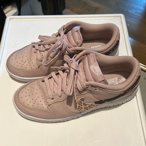 Nike Dunk Low Leopard Womens Size 8